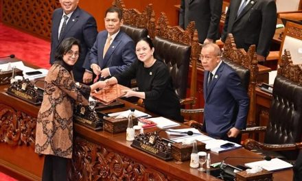 Strategi Pemerintah Menghadapi Tantangan Ekonomi Global