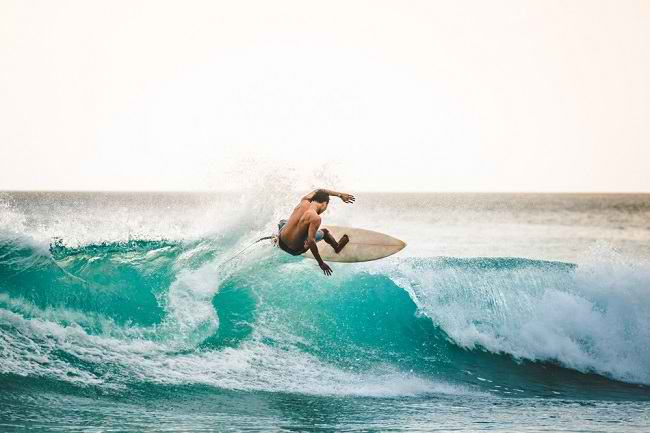 Olahraga Air: Surfing, Renang, Dan Aktivitas Menantang Lainnya