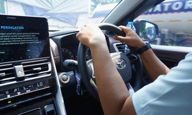 Safety Driving: Cara Berkendara Aman Di Jalan Raya