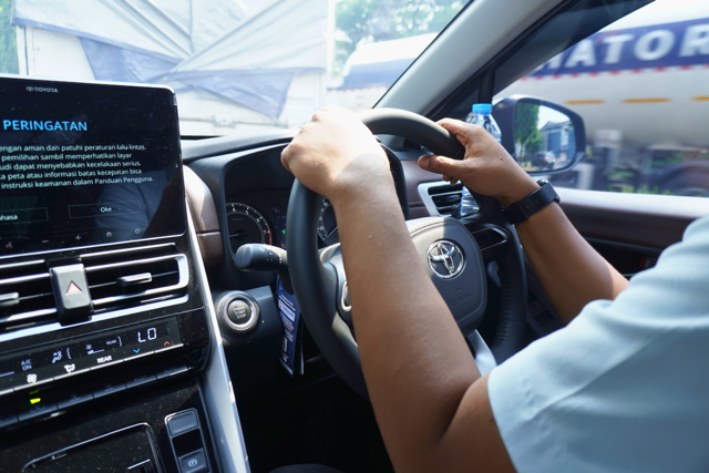 Safety Driving: Cara Berkendara Aman Di Jalan Raya