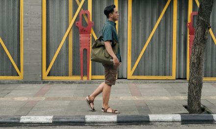 Ragam Aktivitas Kehidupan Sehari-Hari Di Era Modern