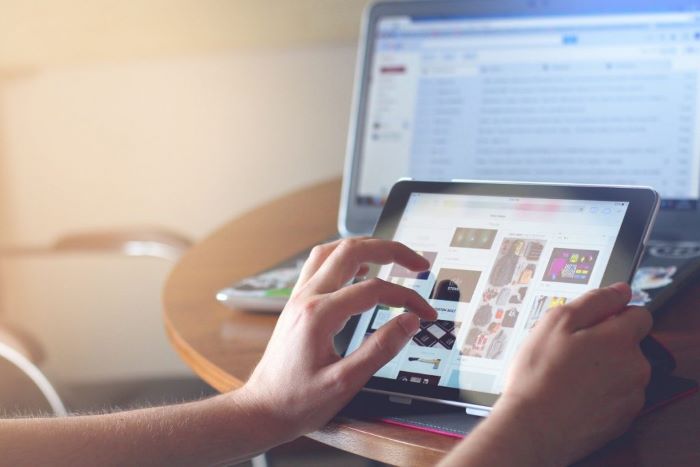 Peran Teknologi Digital Dalam Kehidupan Sehari-Hari